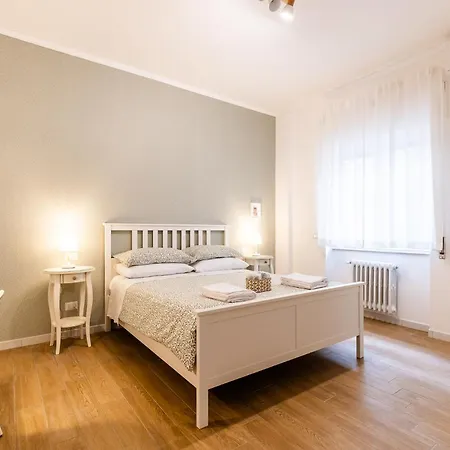 Gemelli Di Fausto, Intera Casa *