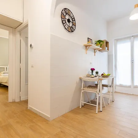 Gemelli Di Fausto, Intera Casa